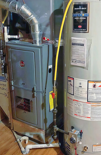 https://stirlinghotwater.com.au/uploads/2025/06/gas-hot-water-system-89359.jpg