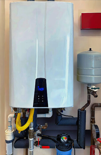 https://stirlinghotwater.com.au/uploads/2025/06/hot-water-17212.jpg