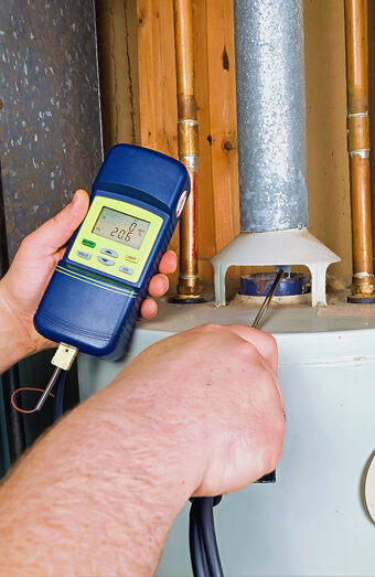 https://stirlinghotwater.com.au/uploads/2025/06/hot-water-installs-80830.jpg
