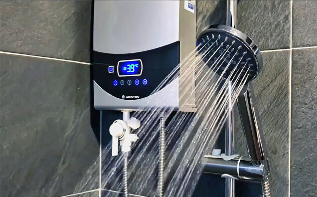 https://stirlinghotwater.com.au/uploads/2025/06/thermostatic-water-systems-29331.jpg